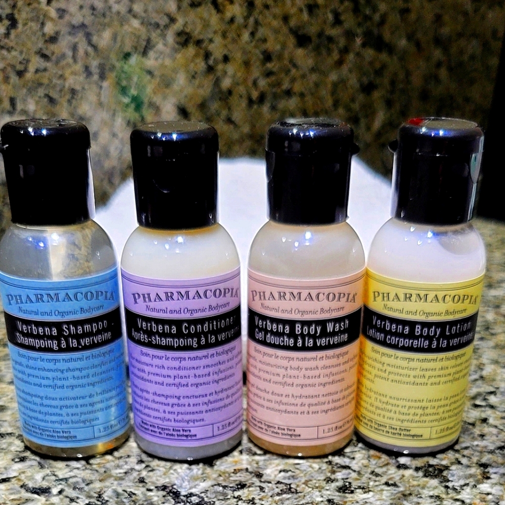 Pharmacopia travel set